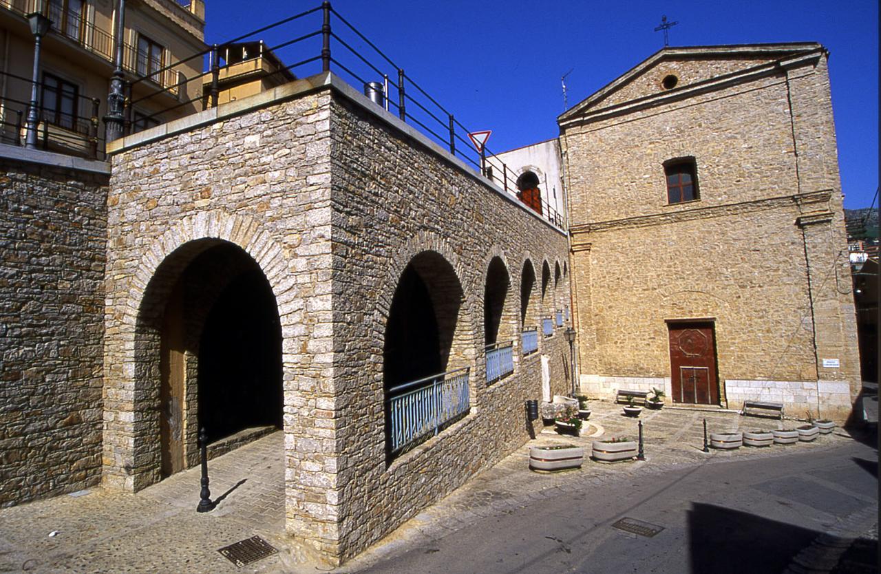 Villetta In Centro Storico Caccamo Экстерьер фото